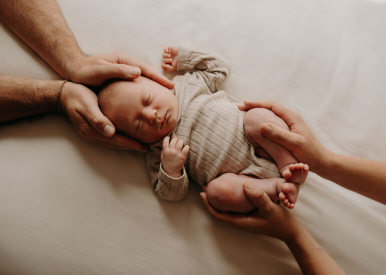 Homestory-Babyshooting mit Baby Amelie und großem Bruder Matheo